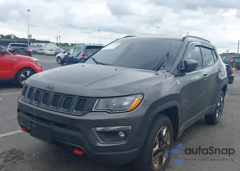 2017 Jeep Compass Trailhawk 4X4 z USA, uszkodzony, nr VIN 3C4NJDDB5HT607399